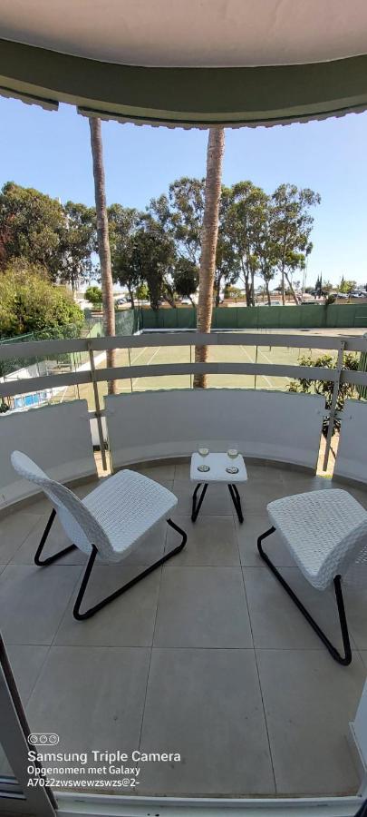 Amazing Green Tower 3 Castle Flat With Balcony Portimao Bagian luar foto
